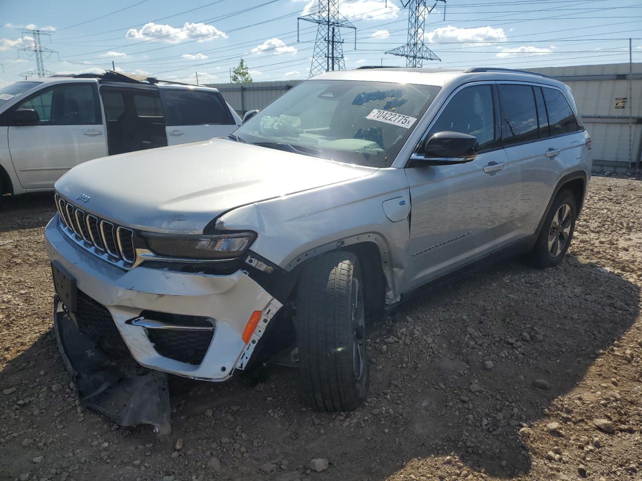  Salvage Jeep Grand Cherokee