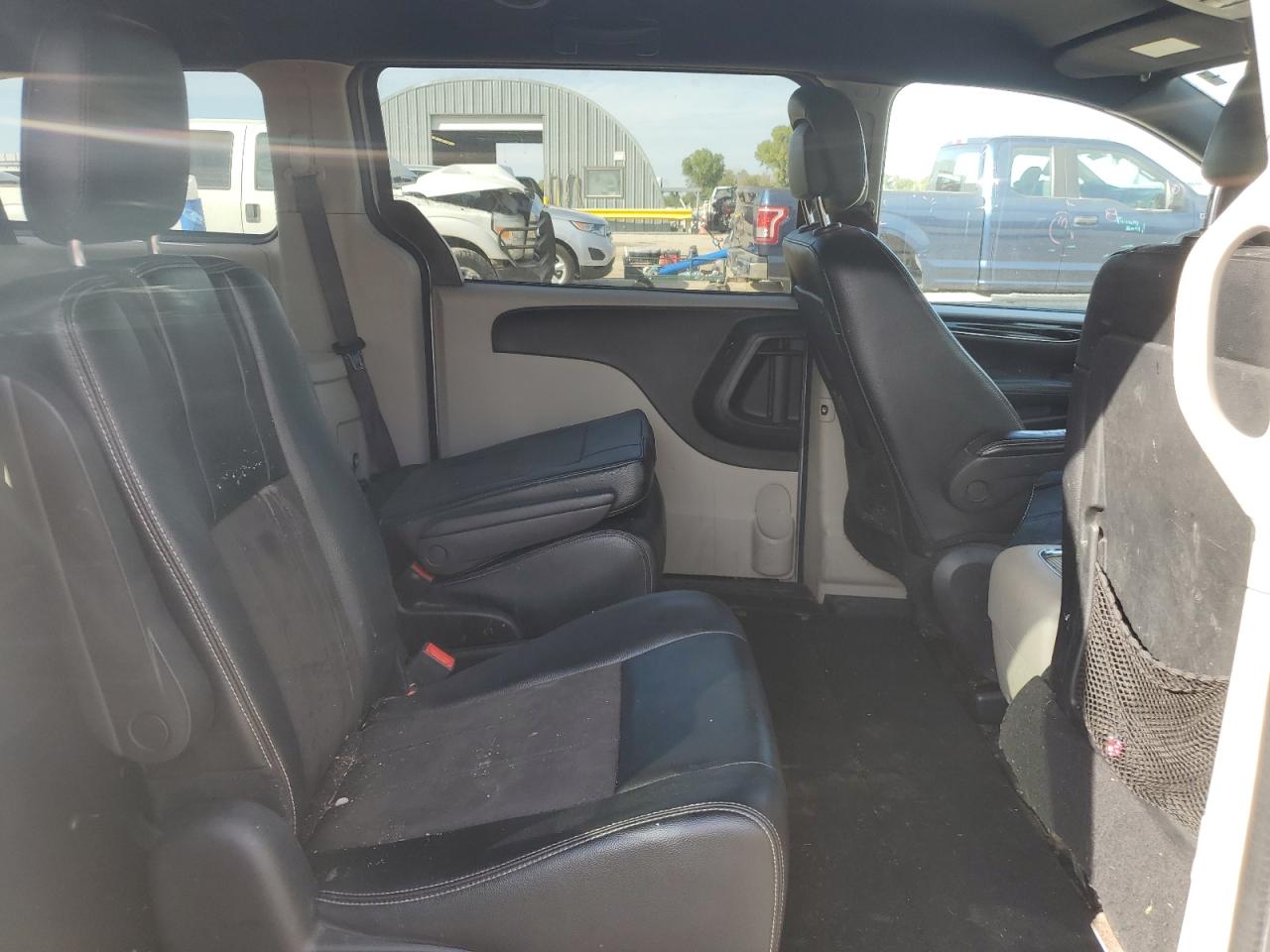 CHRYSLER TOWN & COUNTRY TOURING