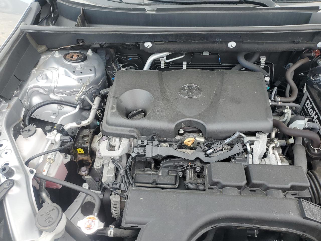 TOYOTA RAV4 LE