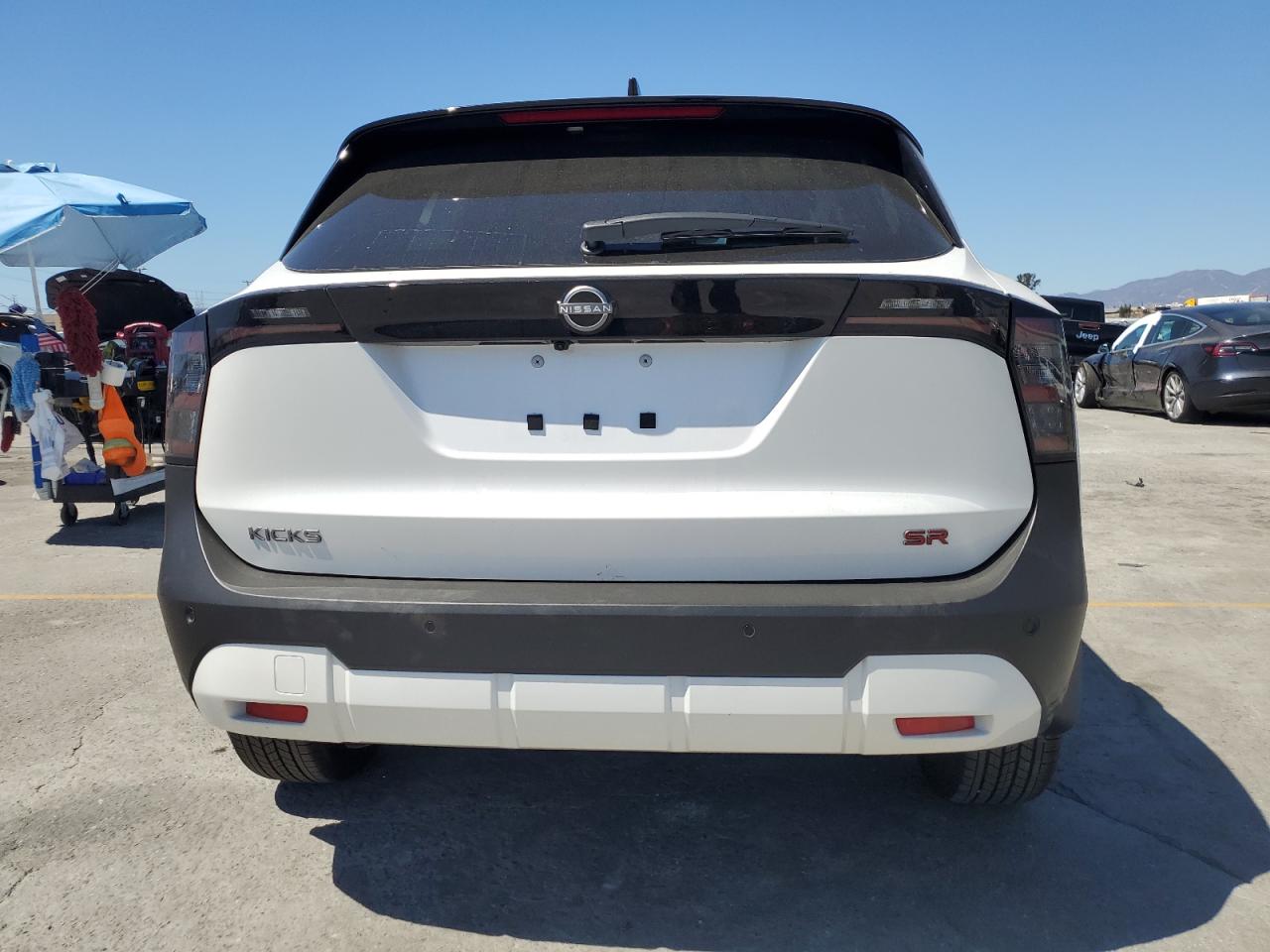 NISSAN KICKS SR