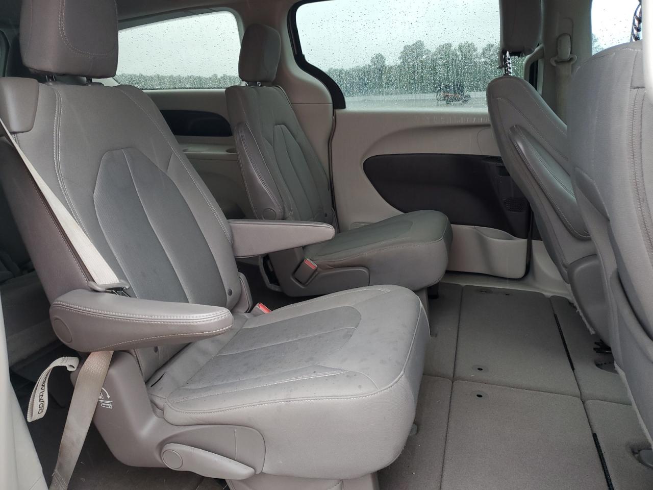 CHRYSLER PACIFICA TOURING