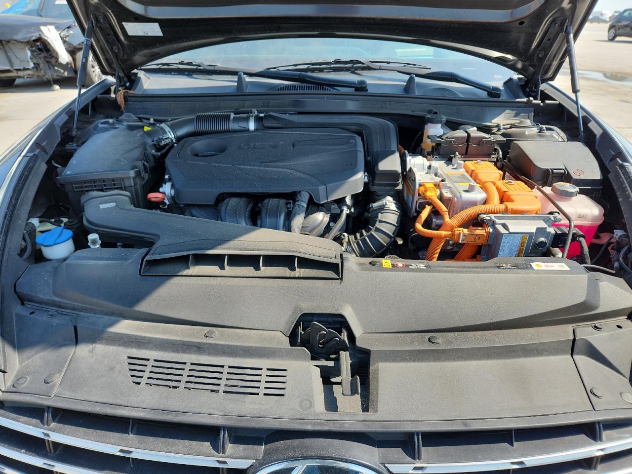 HYUNDAI SONATA HYBRID