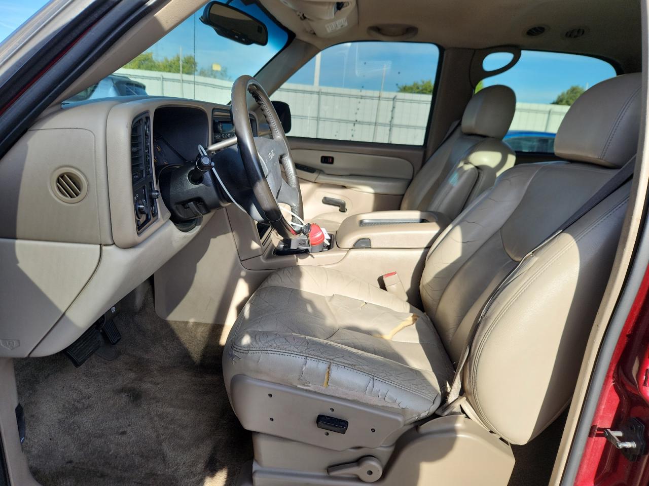 Lot #3255011379 2003 GMC YUKON