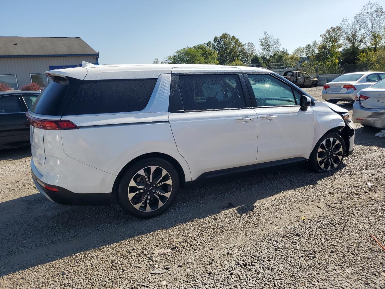 KIA CARNIVAL EX