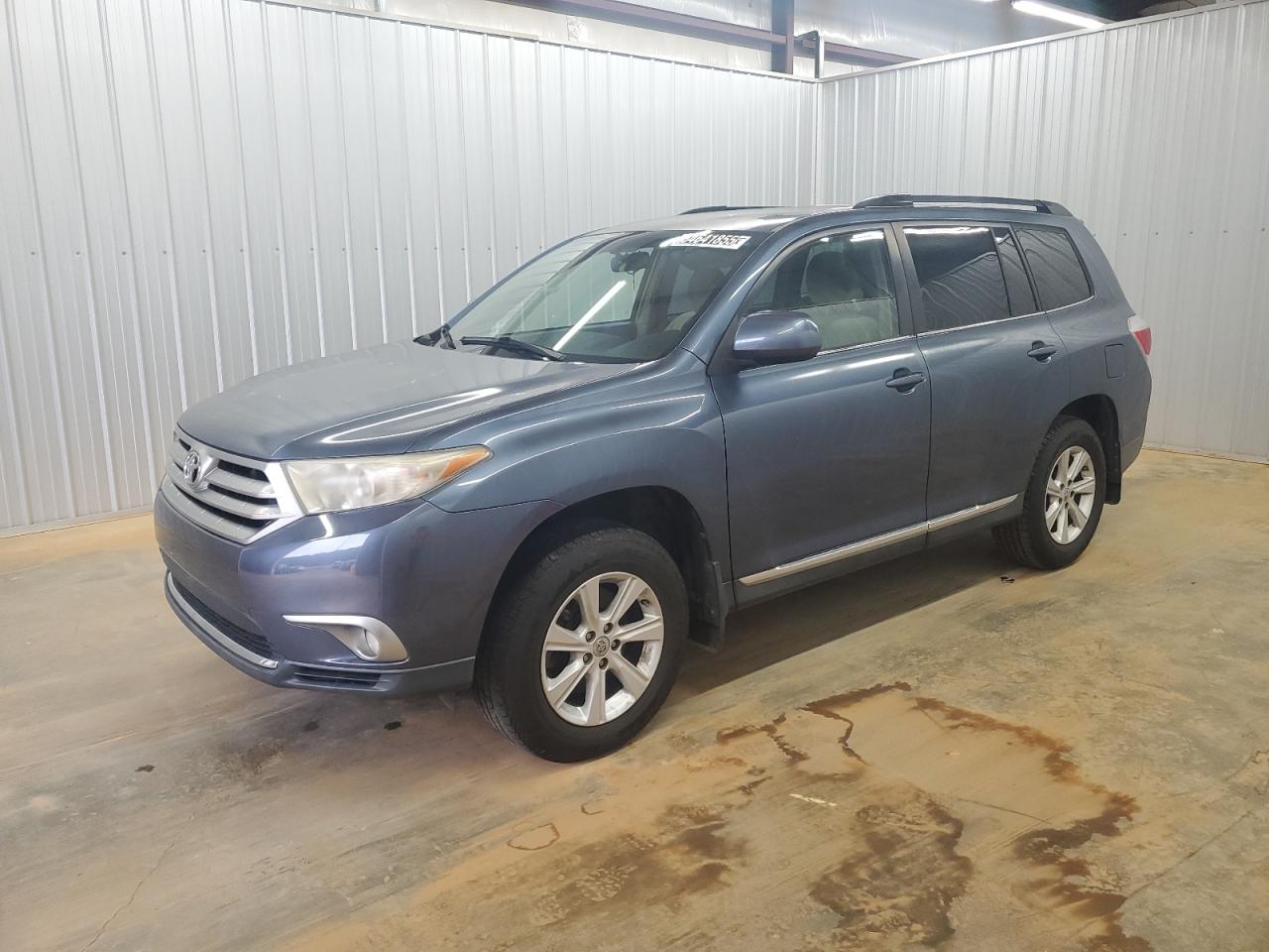 TOYOTA HIGHLANDER BASE
