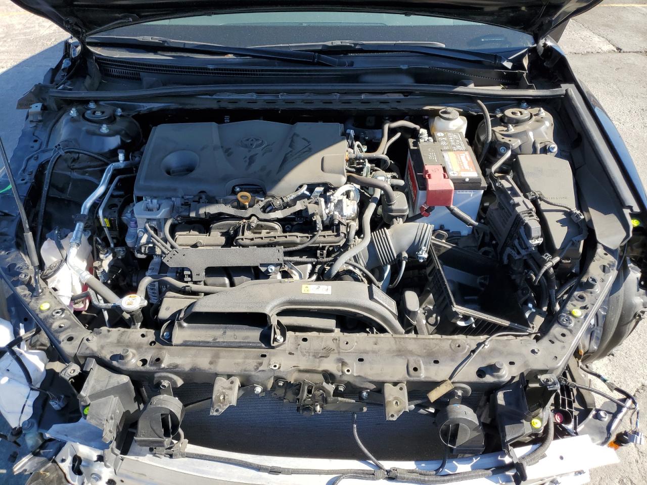 TOYOTA CAMRY SE NIGHT SHADE