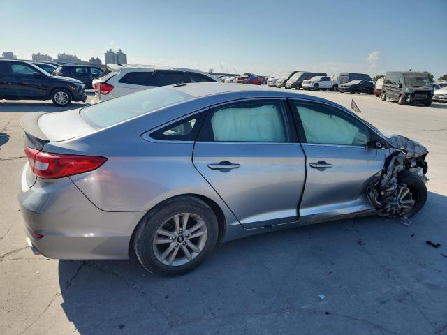 2015 HYUNDAI SONATA SE 5NPE24AF3FH033628