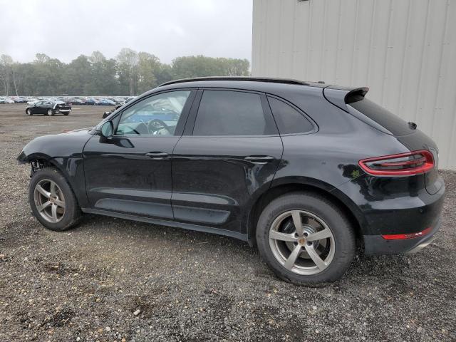 2017 PORSCHE MACAN WP1AA2A58HLB06972