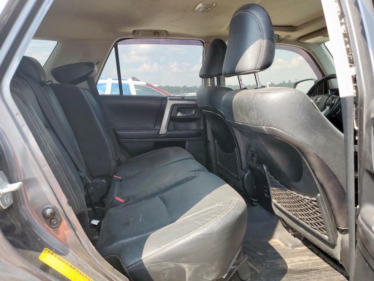 TOYOTA 4RUNNER SR5/SR5 PREMIUM