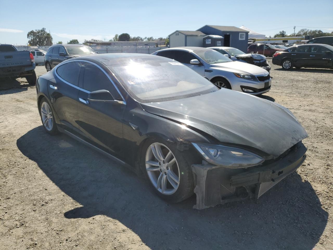 TESLA MODEL S