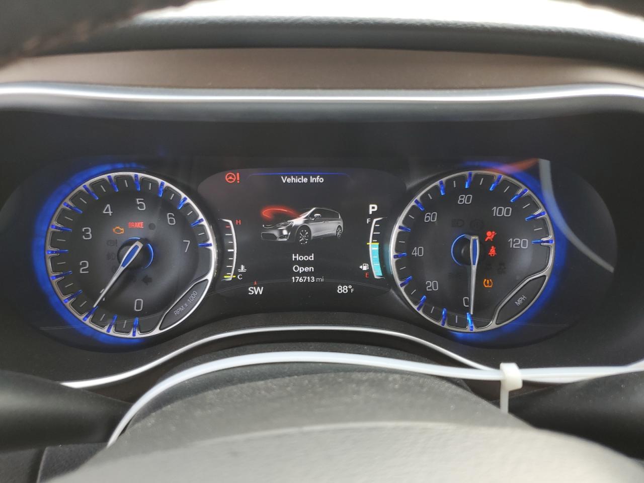 CHRYSLER PACIFICA TOURING L PLUS