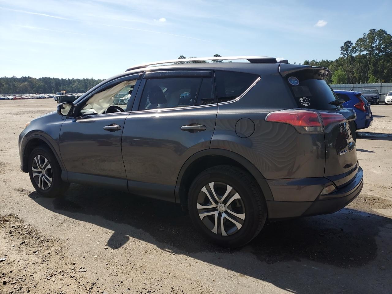 TOYOTA RAV4 LE