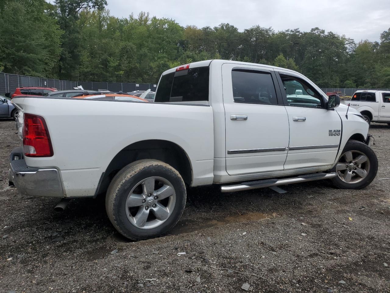 RAM 1500 SLT