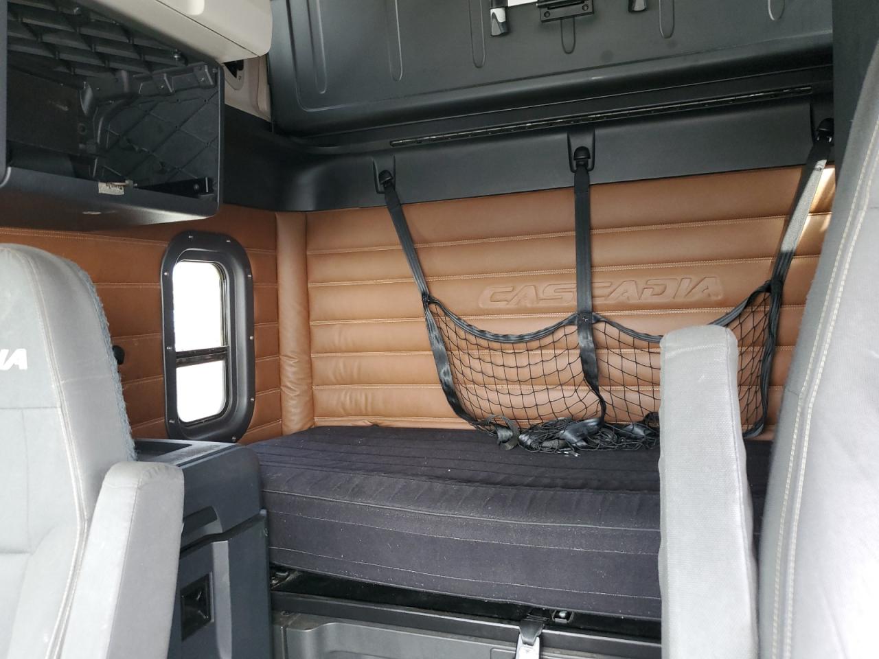 Lot #3287583027 2019 FREIGHTLINER CASCADIA 1