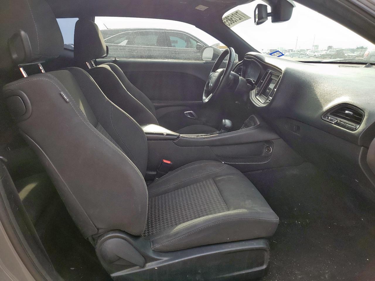 DODGE CHALLENGER SXT