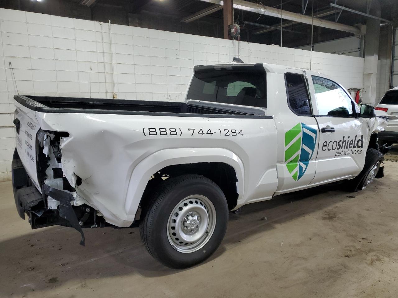 TOYOTA TACOMA XTRACAB