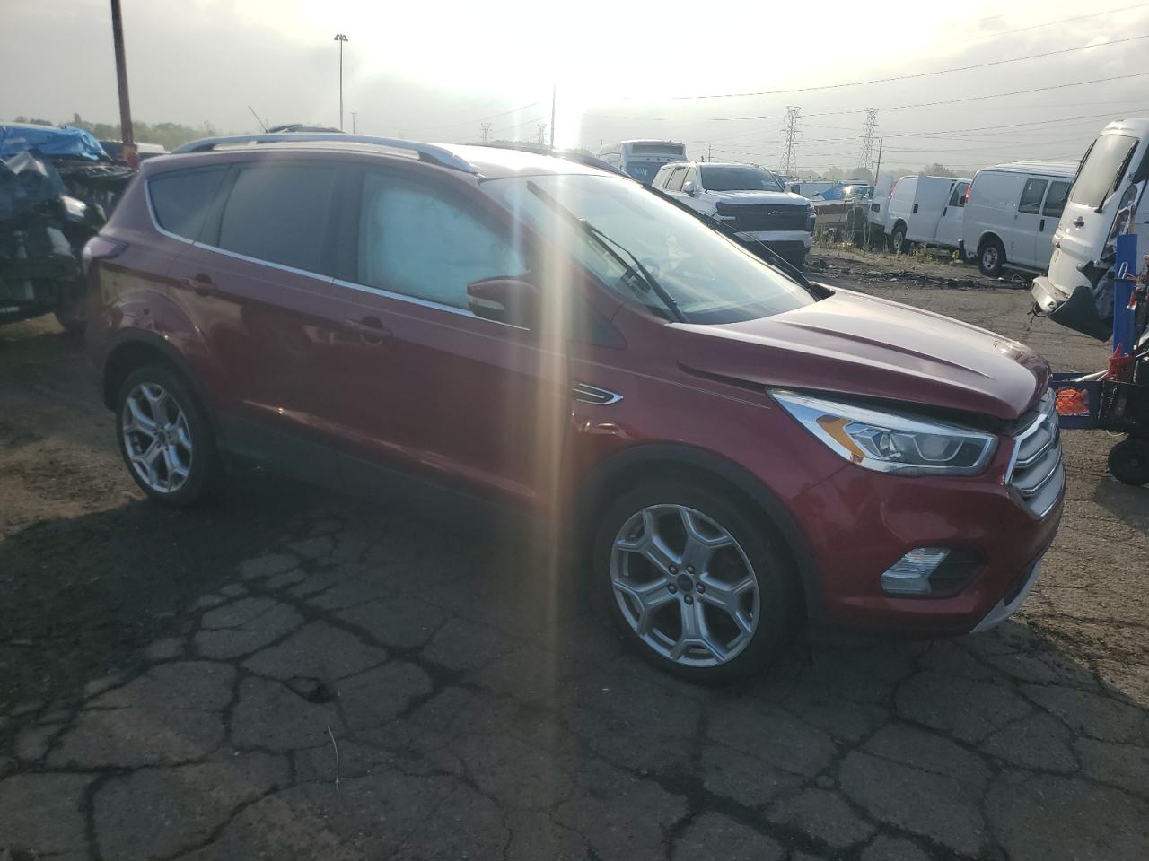 FORD ESCAPE TITANIUM
