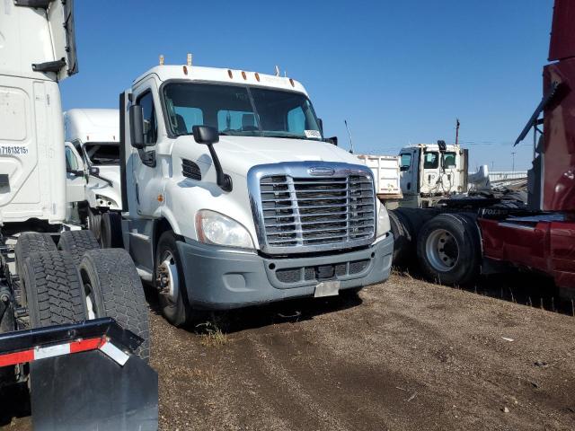 Global Auto Auctions: 2018 FREIGHTLINER CASCADIA 1