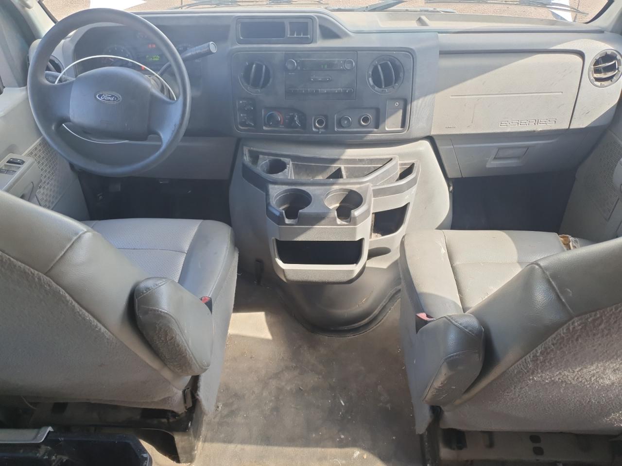 FORD ECONOLINE E350 SUPER DUTY WAGON