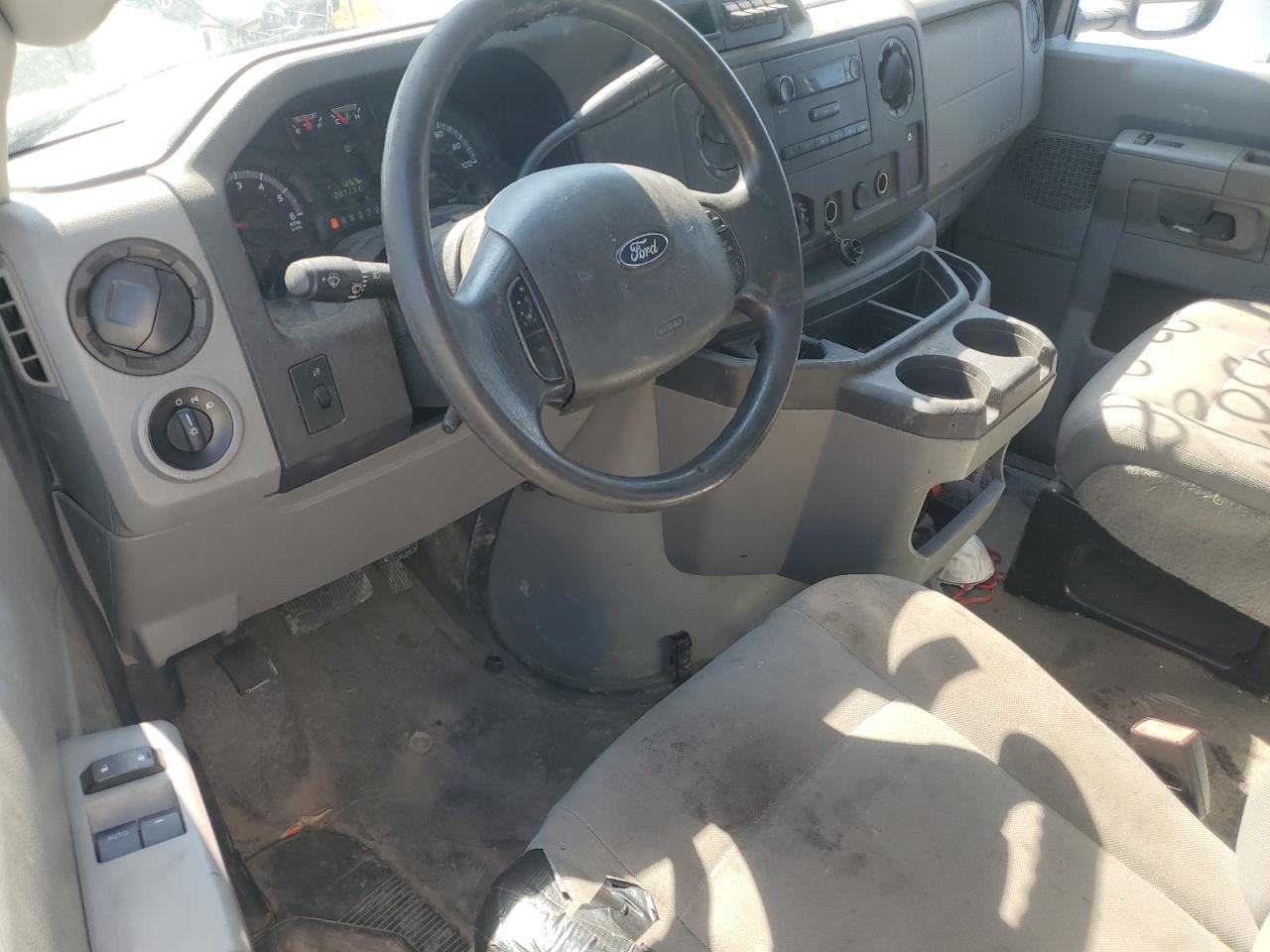 FORD ECONOLINE E350 SUPER DUTY CUTAWAY VAN