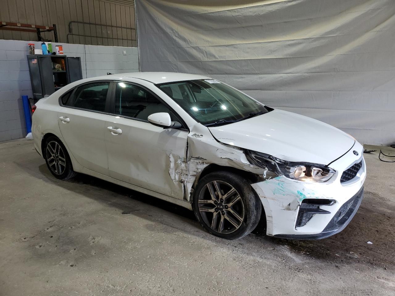 KIA FORTE GT LINE