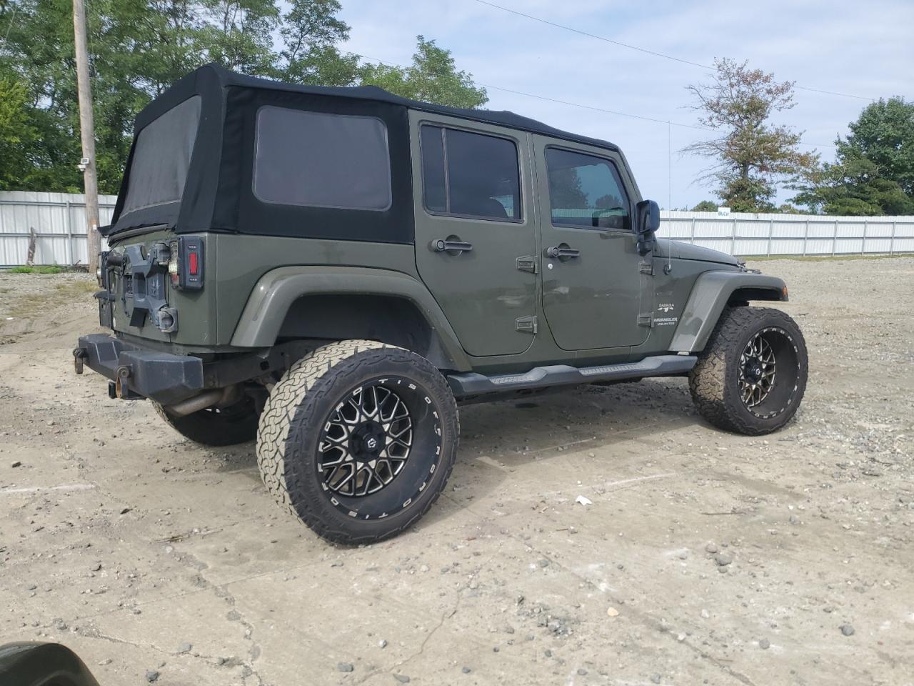 JEEP WRANGLER SAHARA