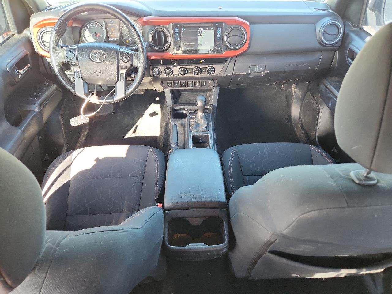 TOYOTA TACOMA DOUBLE CAB