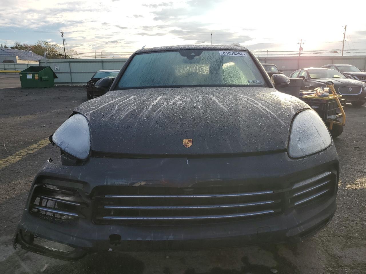 PORSCHE CAYENNE
