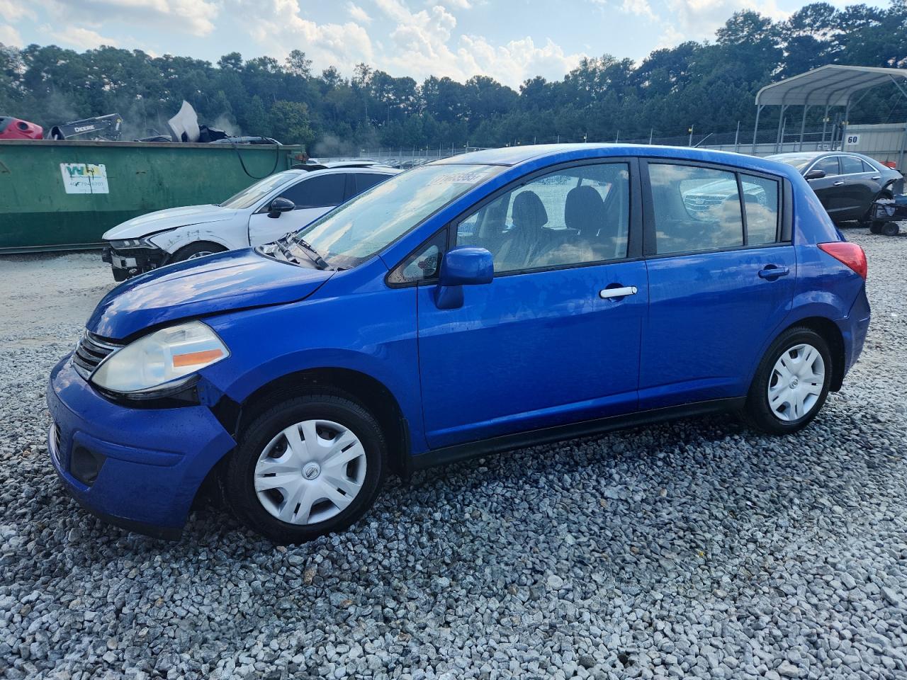 NISSAN VERSA S