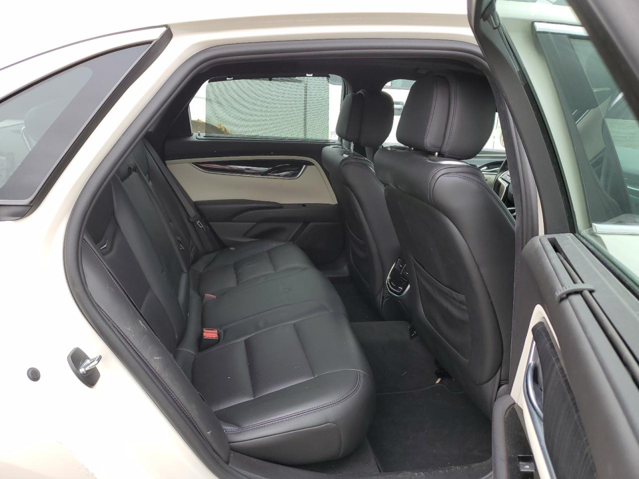 CADILLAC XTS PLATINUM