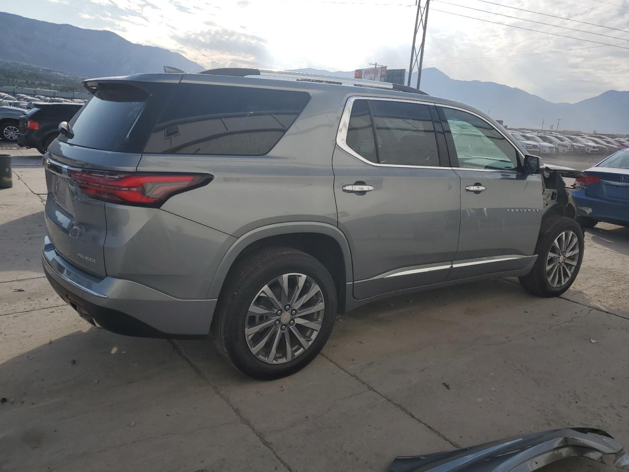 CHEVROLET TRAVERSE PREMIER