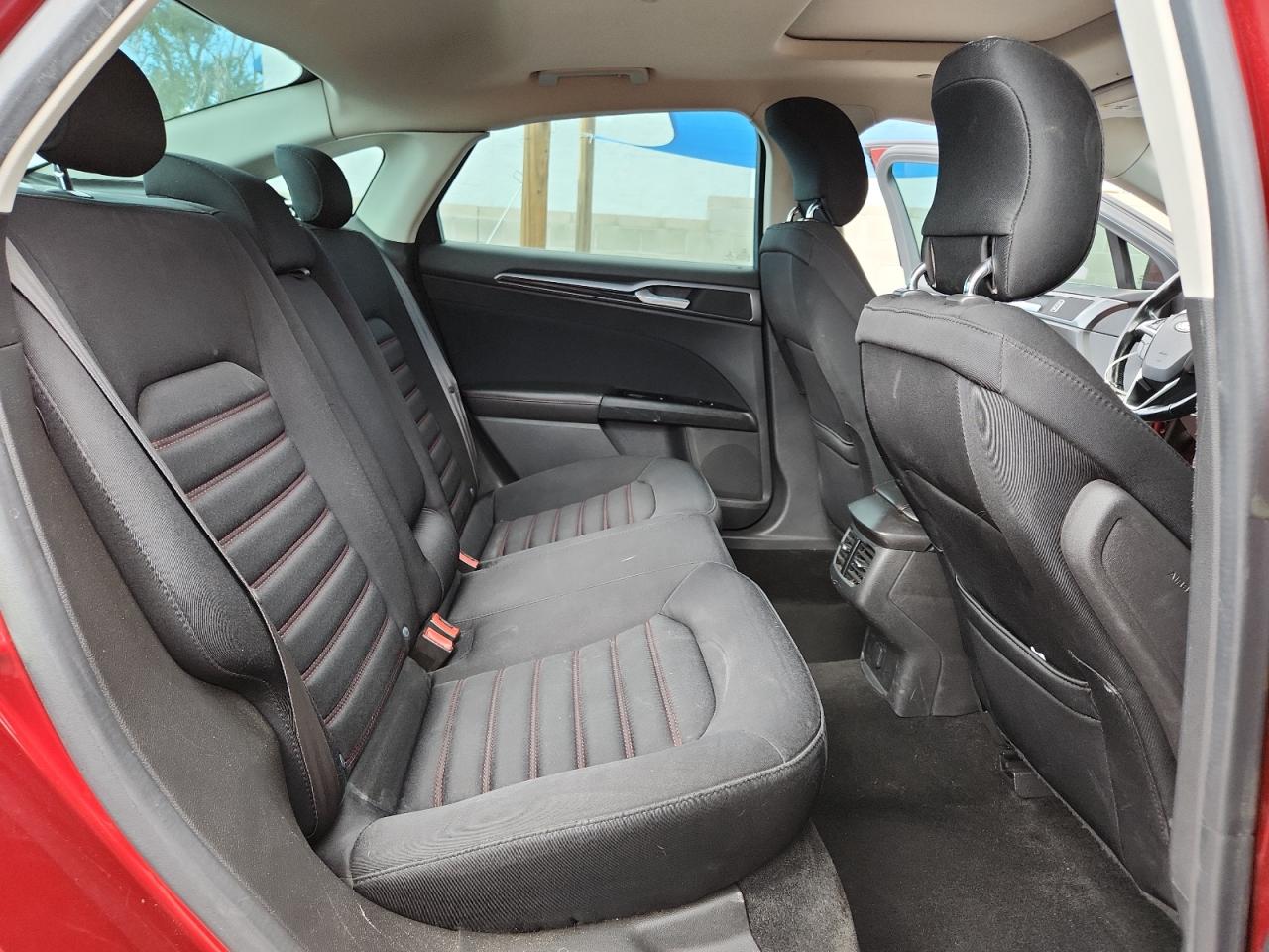 FORD FUSION SE HYBRID