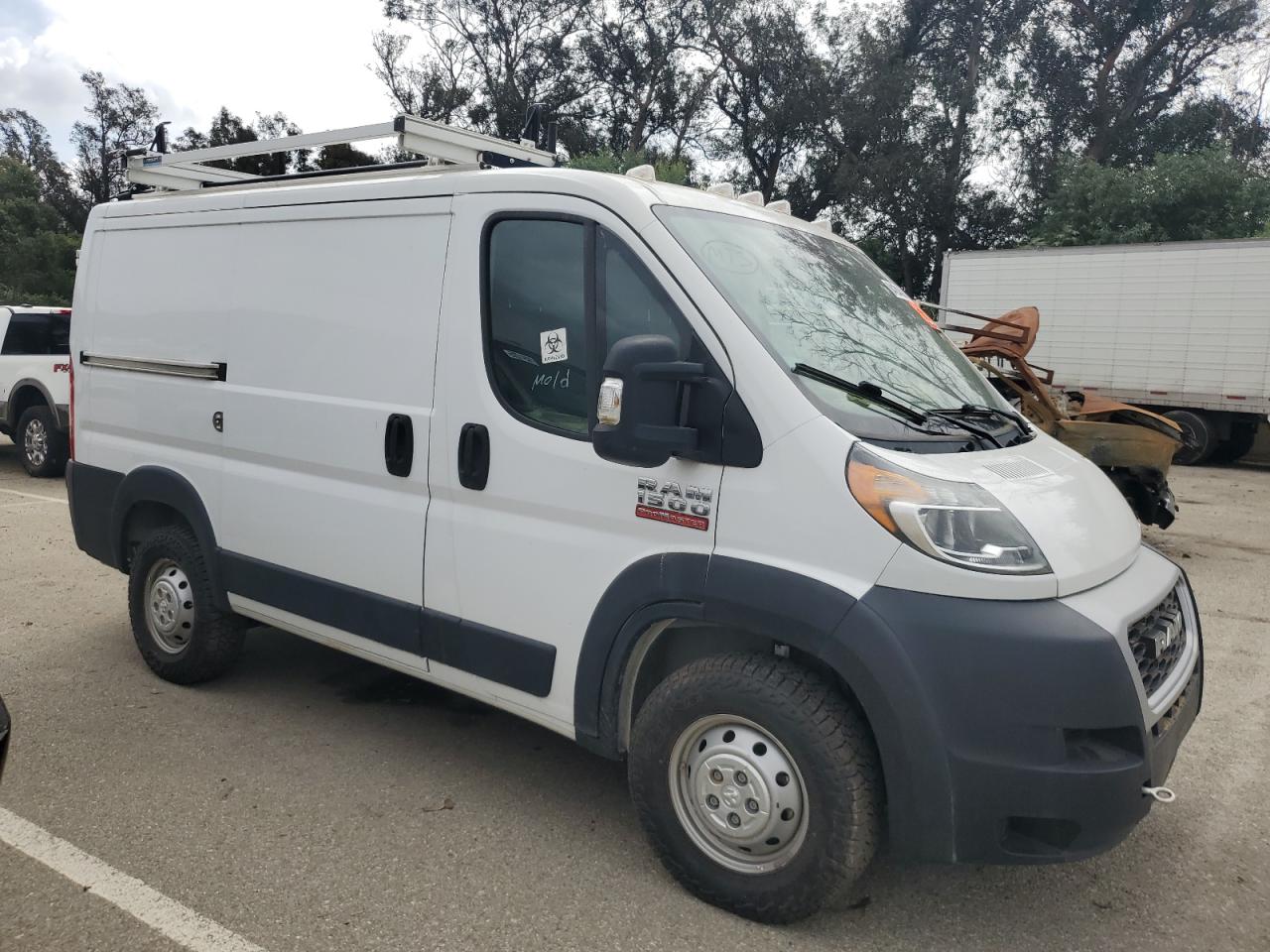 RAM PROMASTER 1500 STANDARD