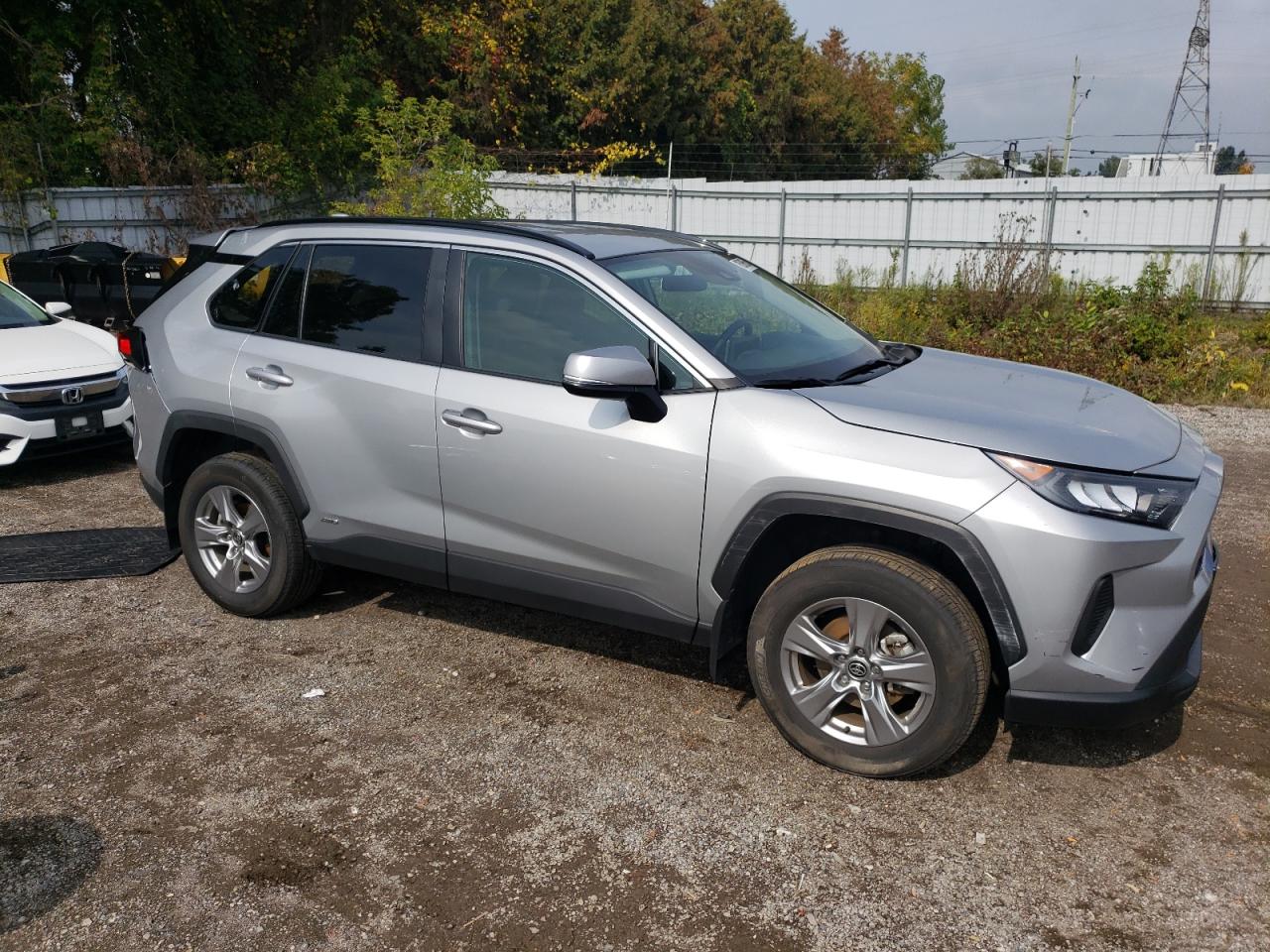 TOYOTA RAV4 LE