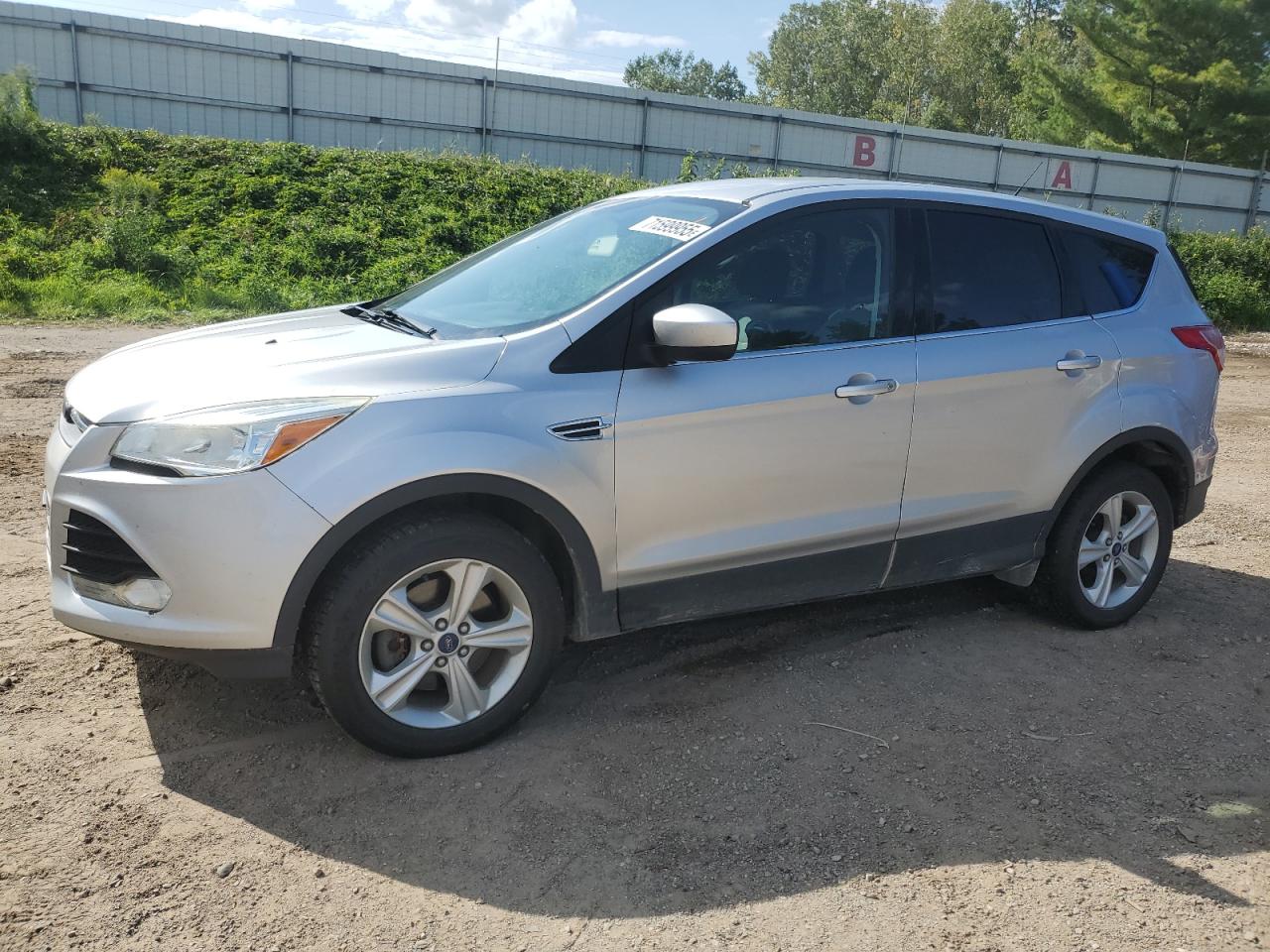 FORD ESCAPE SE