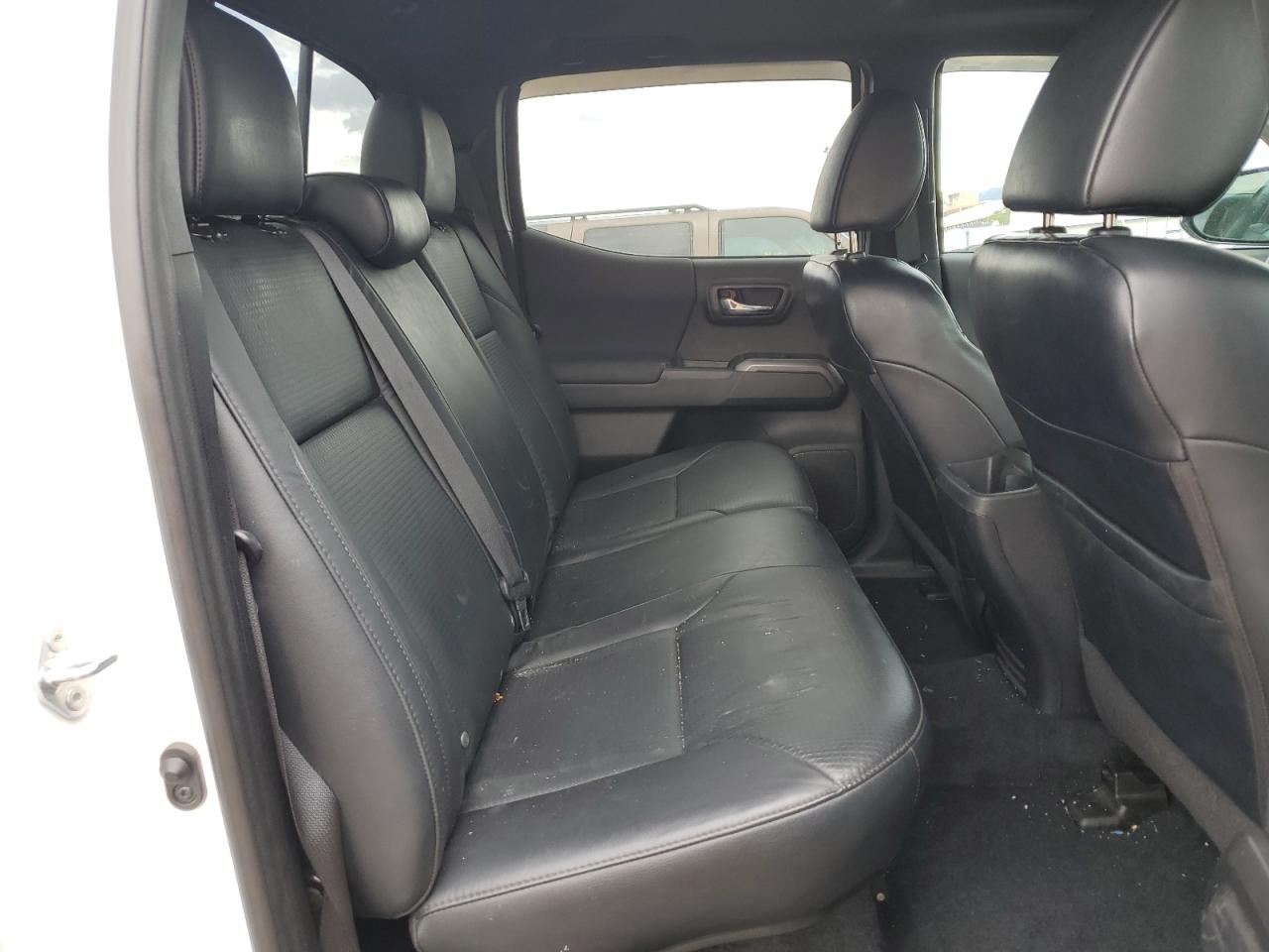 TOYOTA TACOMA DOUBLE CAB