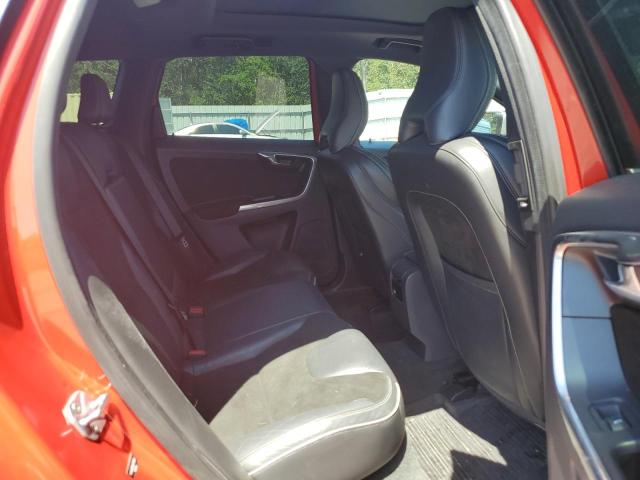 2016 VOLVO XC60 T6 R- YV4902RP8G2790663