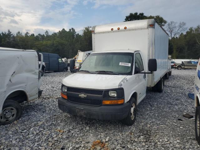 CHEVROLET EXPRESS G3 2006 white cutaway diesel 1GBJG312961164033 photo #3