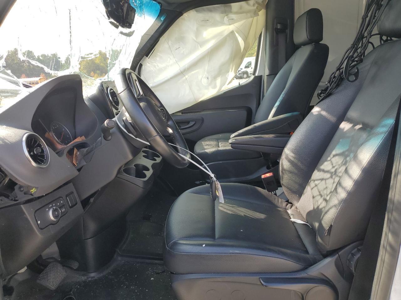 MERCEDES-BENZ SPRINTER 2500