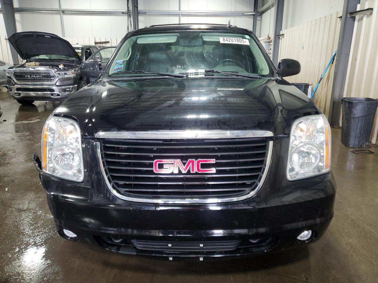 GMC YUKON SLT