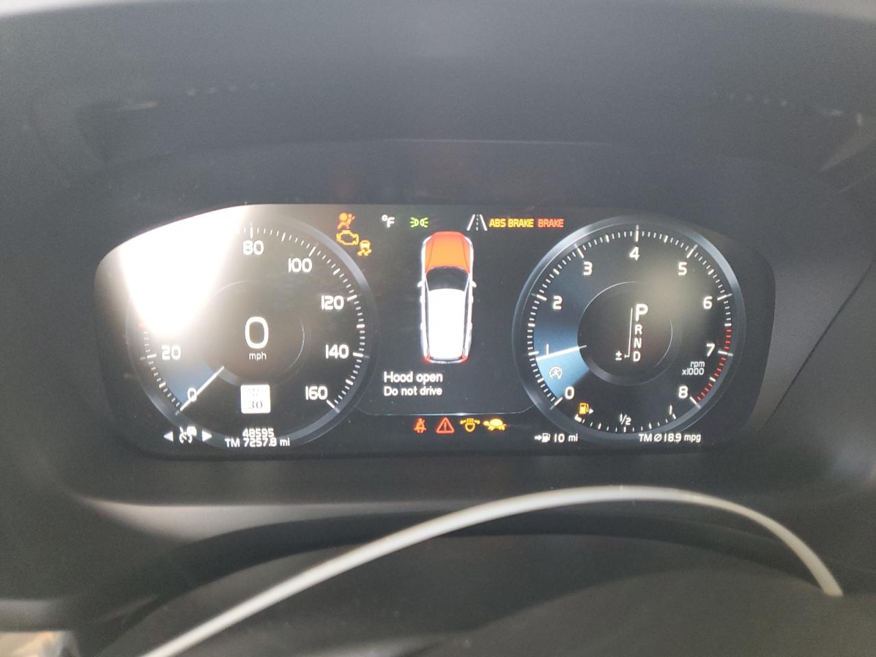 VOLVO V60 T5 MOMENTUM