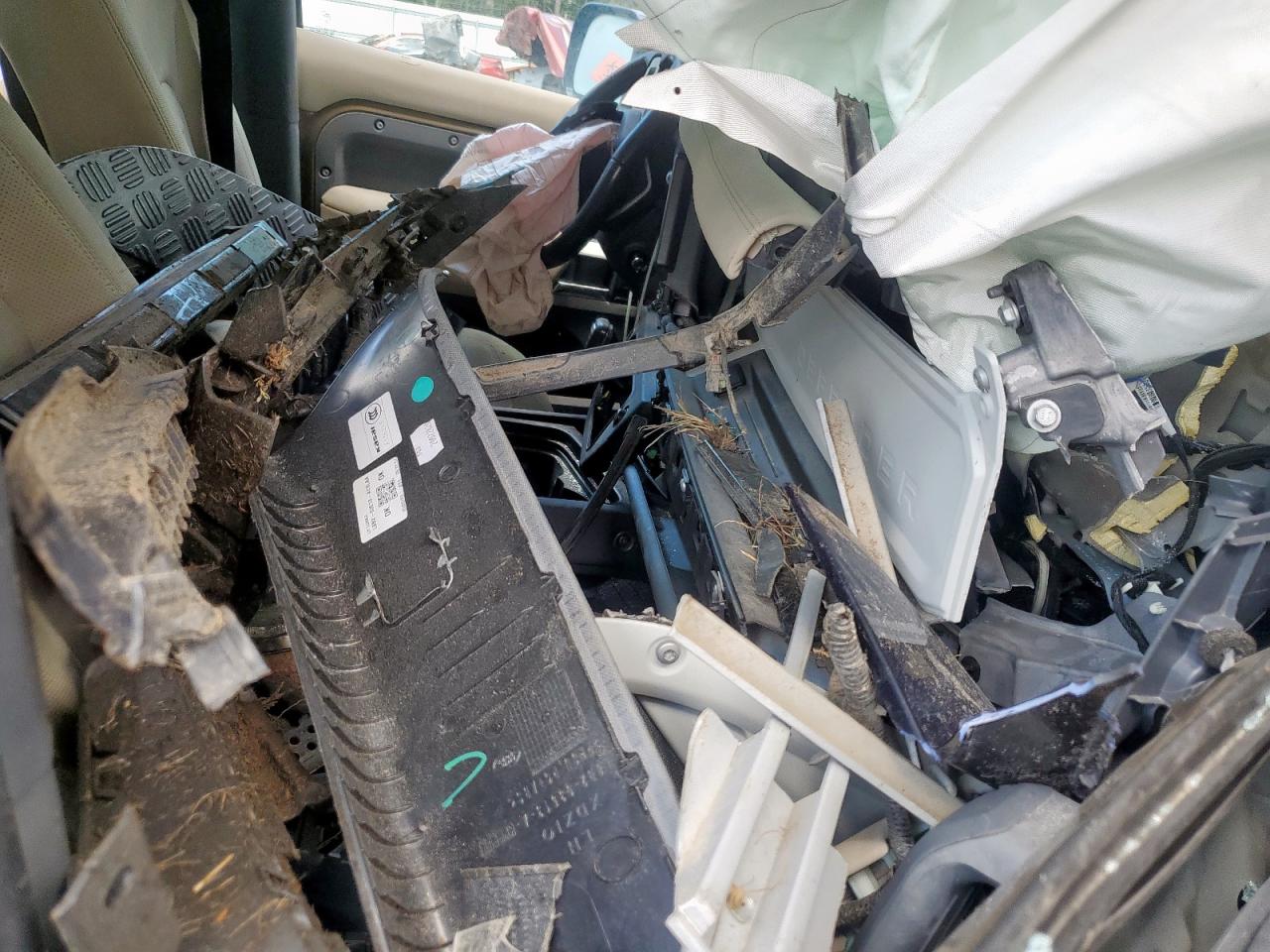 LAND ROVER DEFENDER 110 1ST EDITION