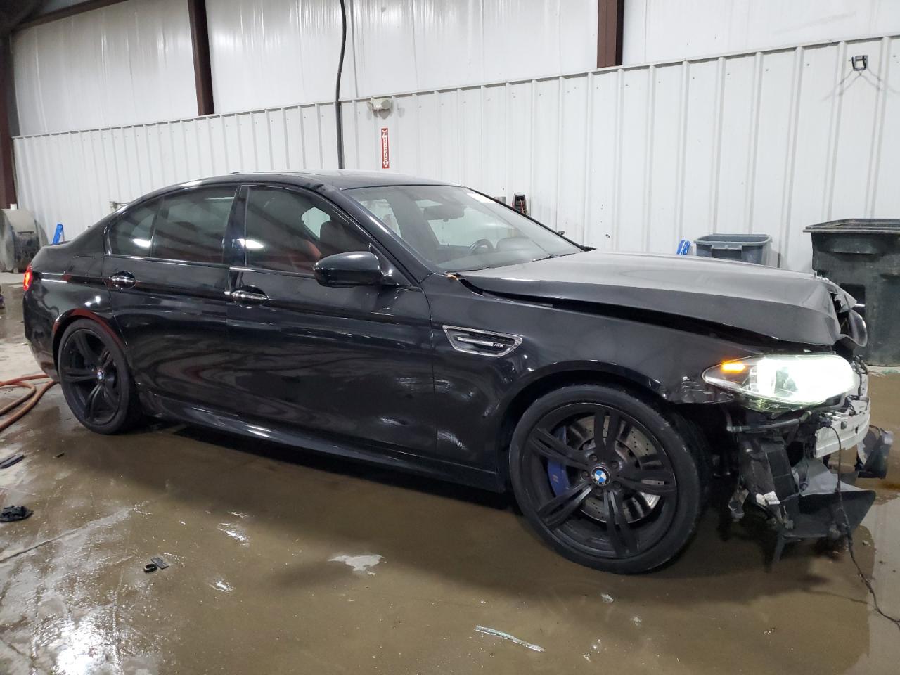 Lot #3301986418 2015 BMW M5