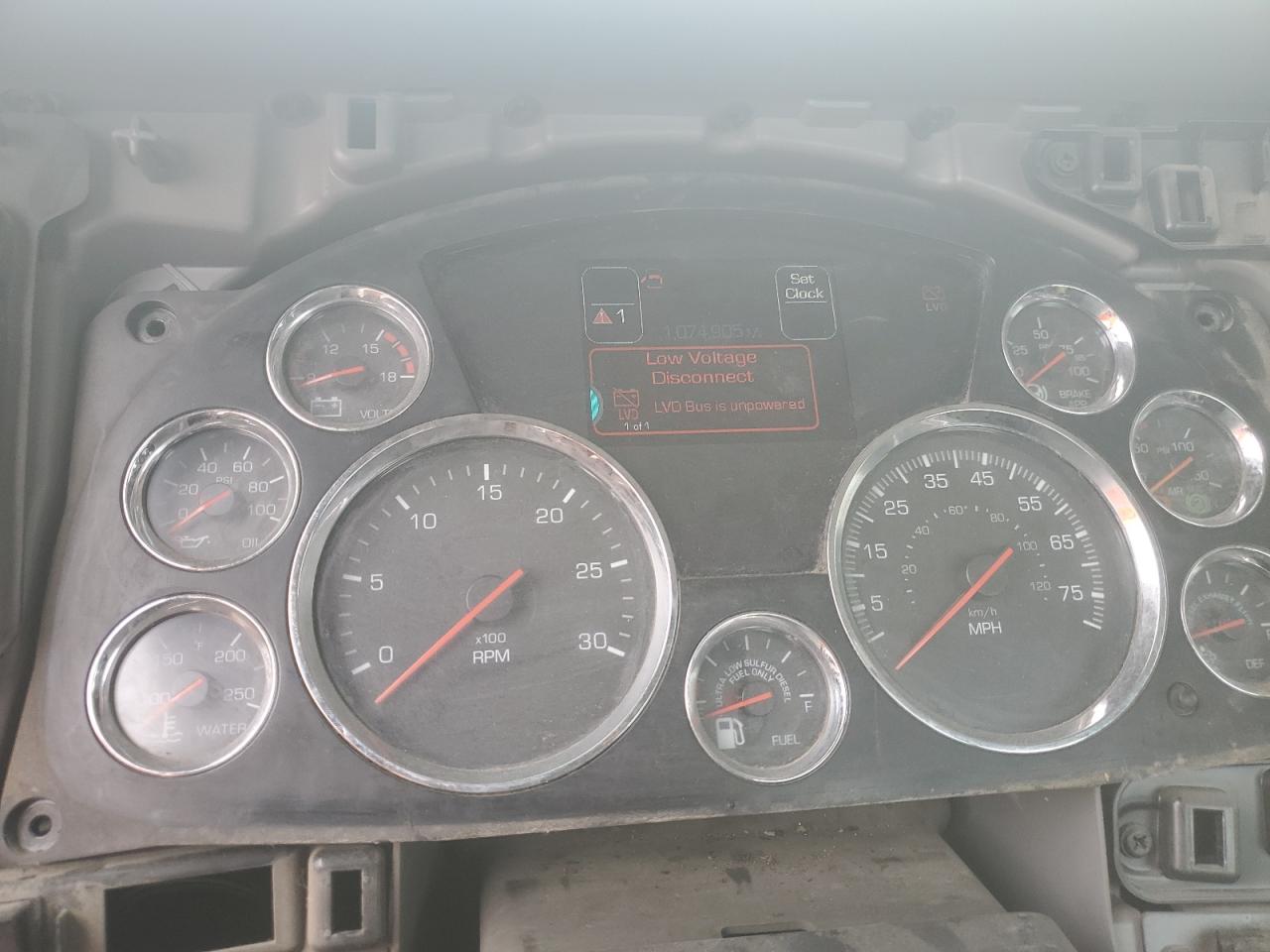 Lot #3266057326 2017 KENWORTH T680