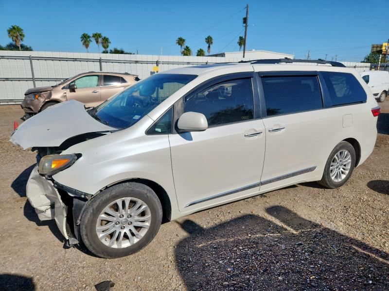 TOYOTA SIENNA XLE