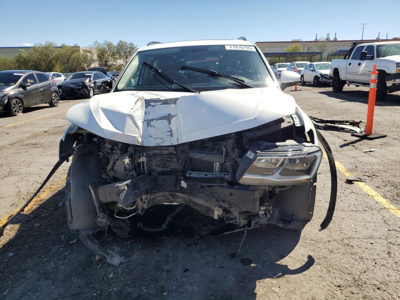 VOLKSWAGEN TIGUAN SE