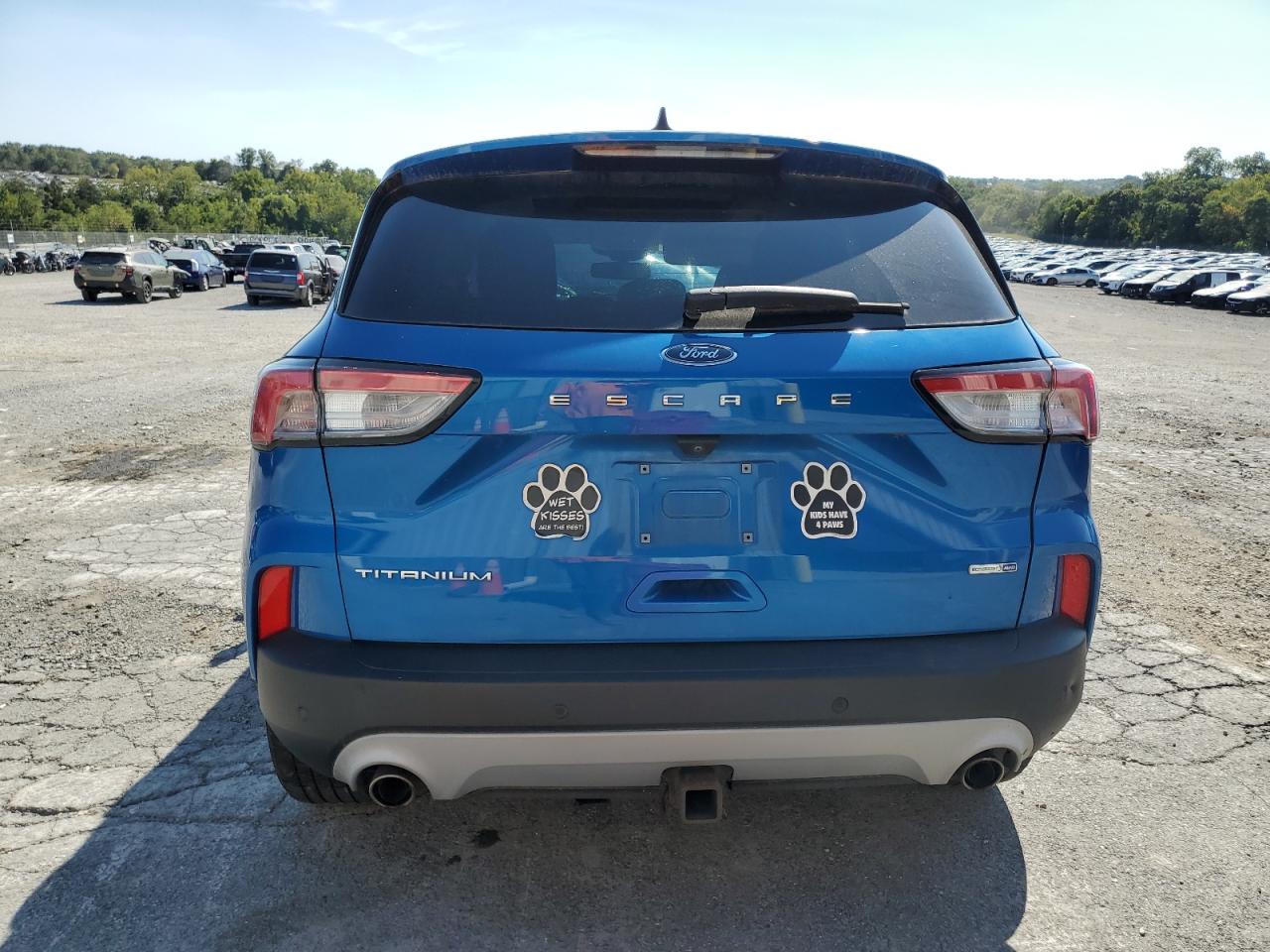 FORD ESCAPE TITANIUM