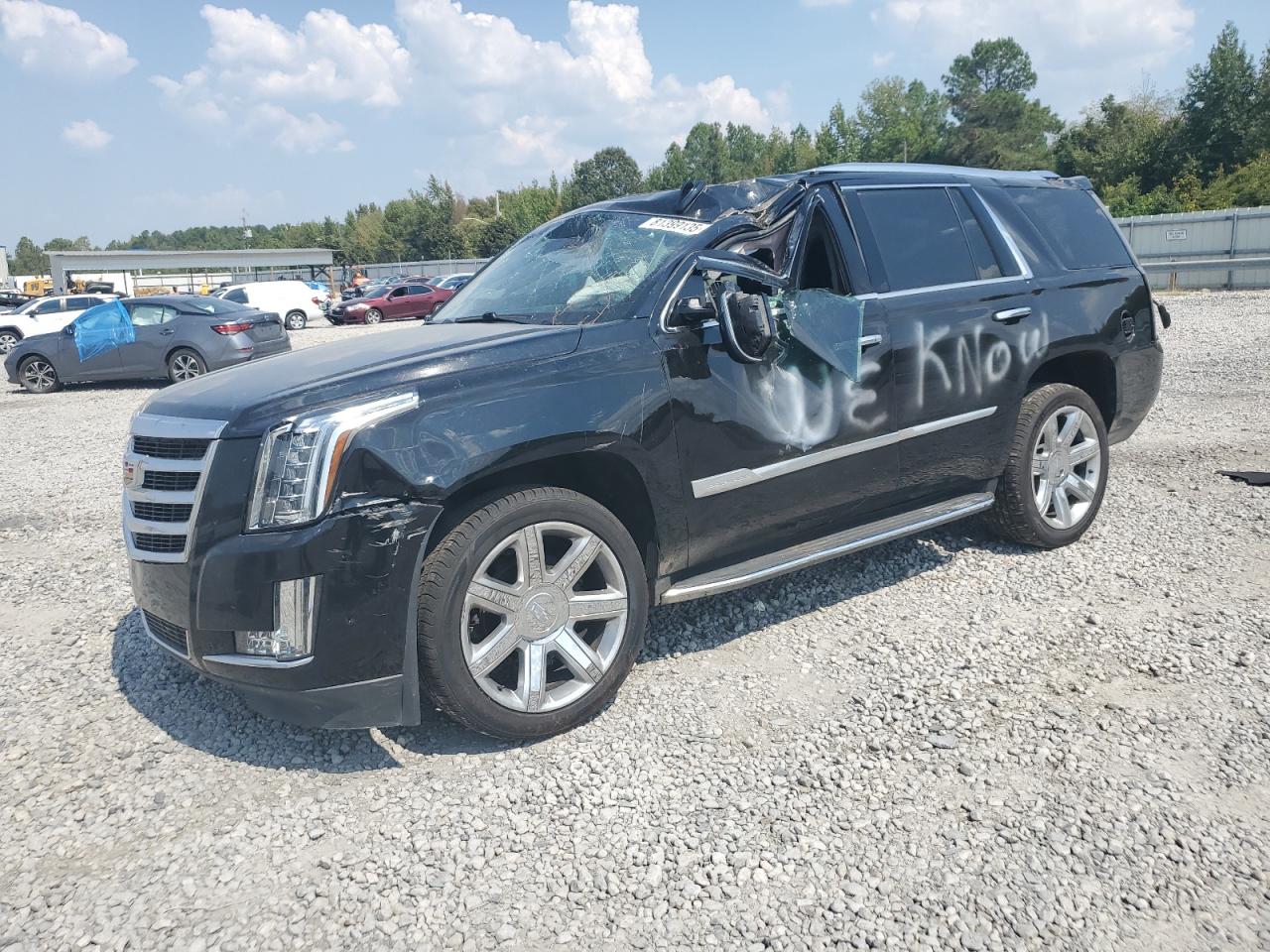 CADILLAC ESCALADE LUXURY