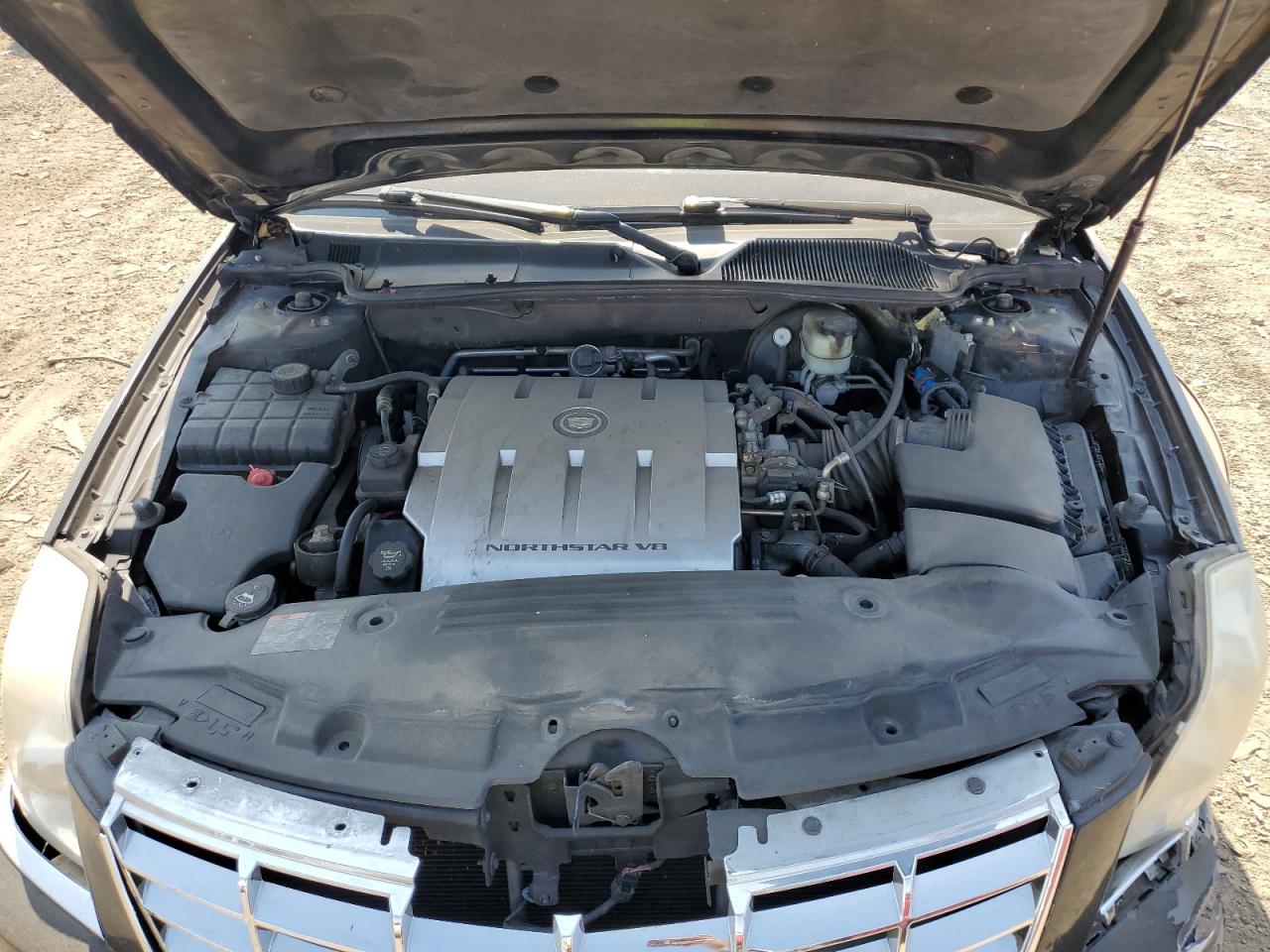 CADILLAC DTS LUXURY COLLECTION