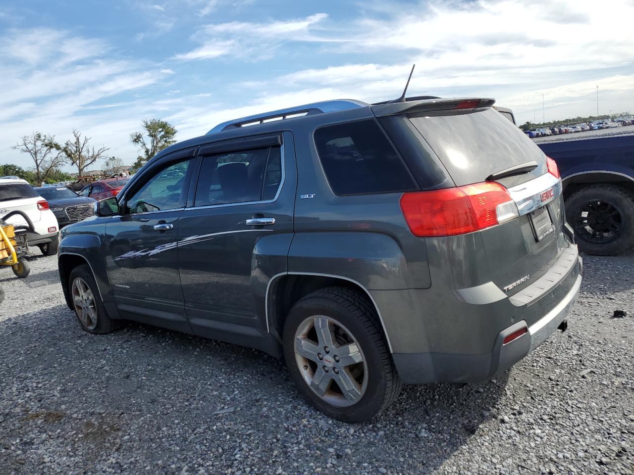 GMC TERRAIN SLT